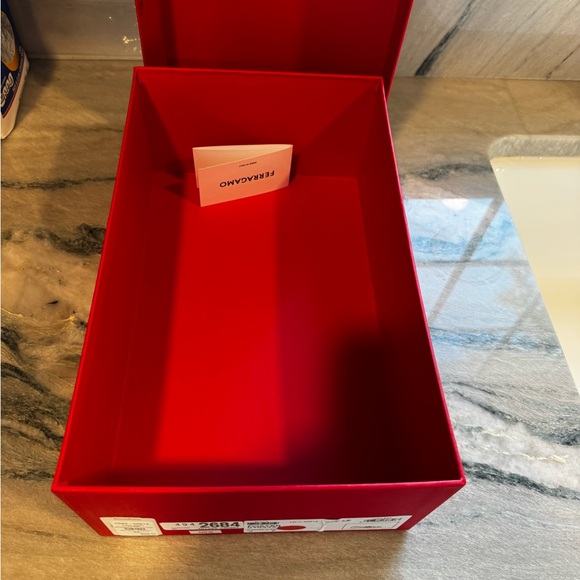 Salvatore Ferragamo Red Shoe Box - Picture 3 of 3